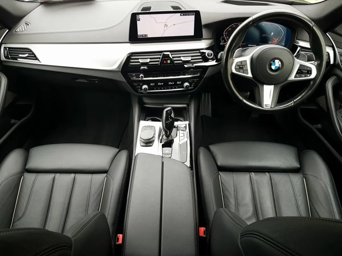 BMW 5-Series 530d M Sport - Image 4