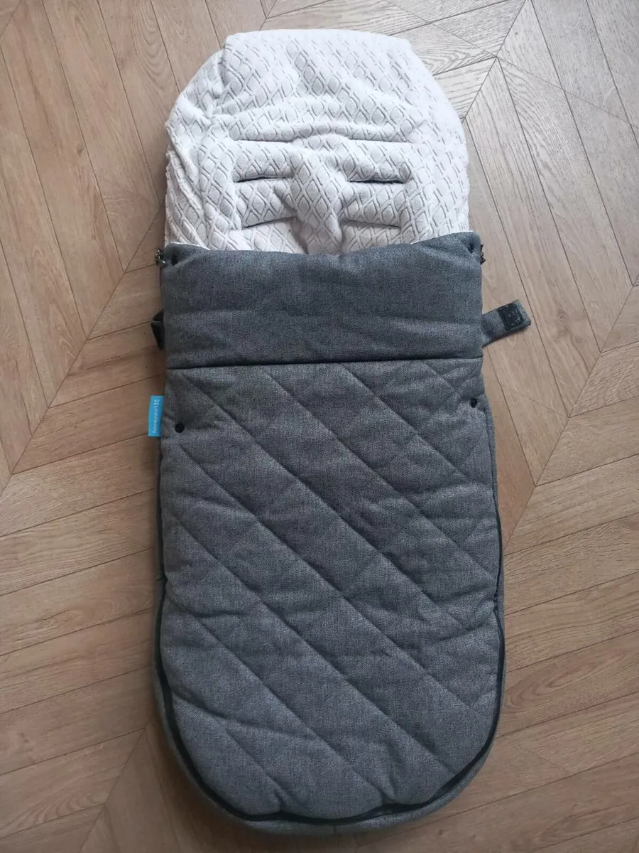 Uppababay ganoosh footmuff