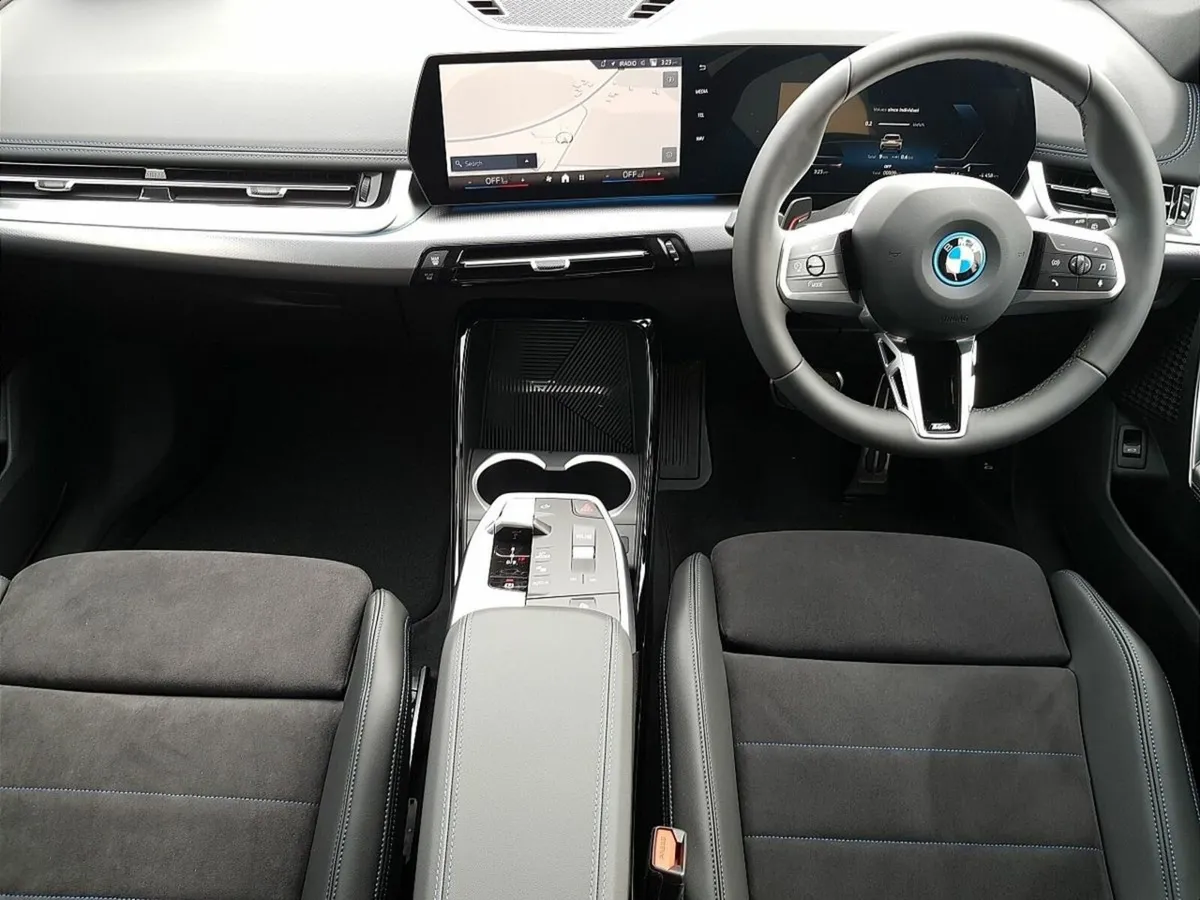 BMW iX1 eDrive20 M Sport - Image 4