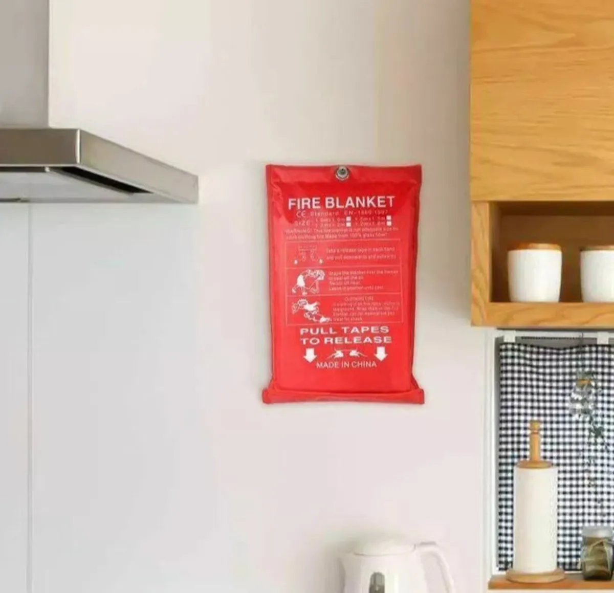 Fire Blanket 1m x1m Quick Release - Image 1