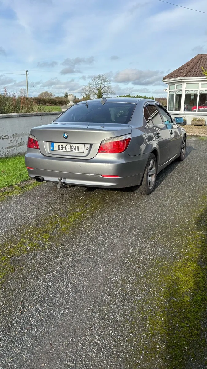 BMW 520D - Image 2