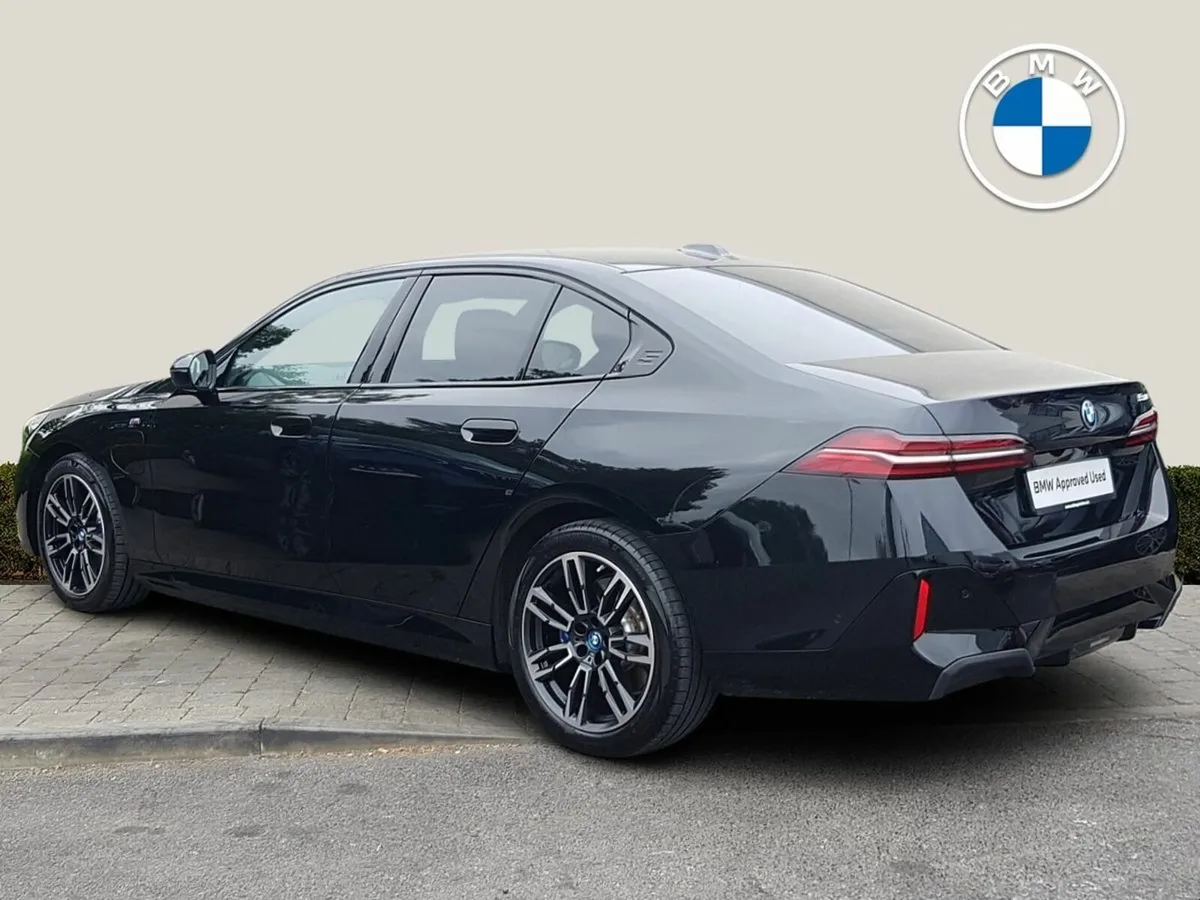 BMW 5-Series 530e M Sport - Image 3
