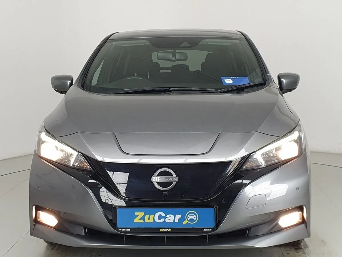 Nissan Leaf N-connecta 150 Electric 40kwh Auto - Image 3