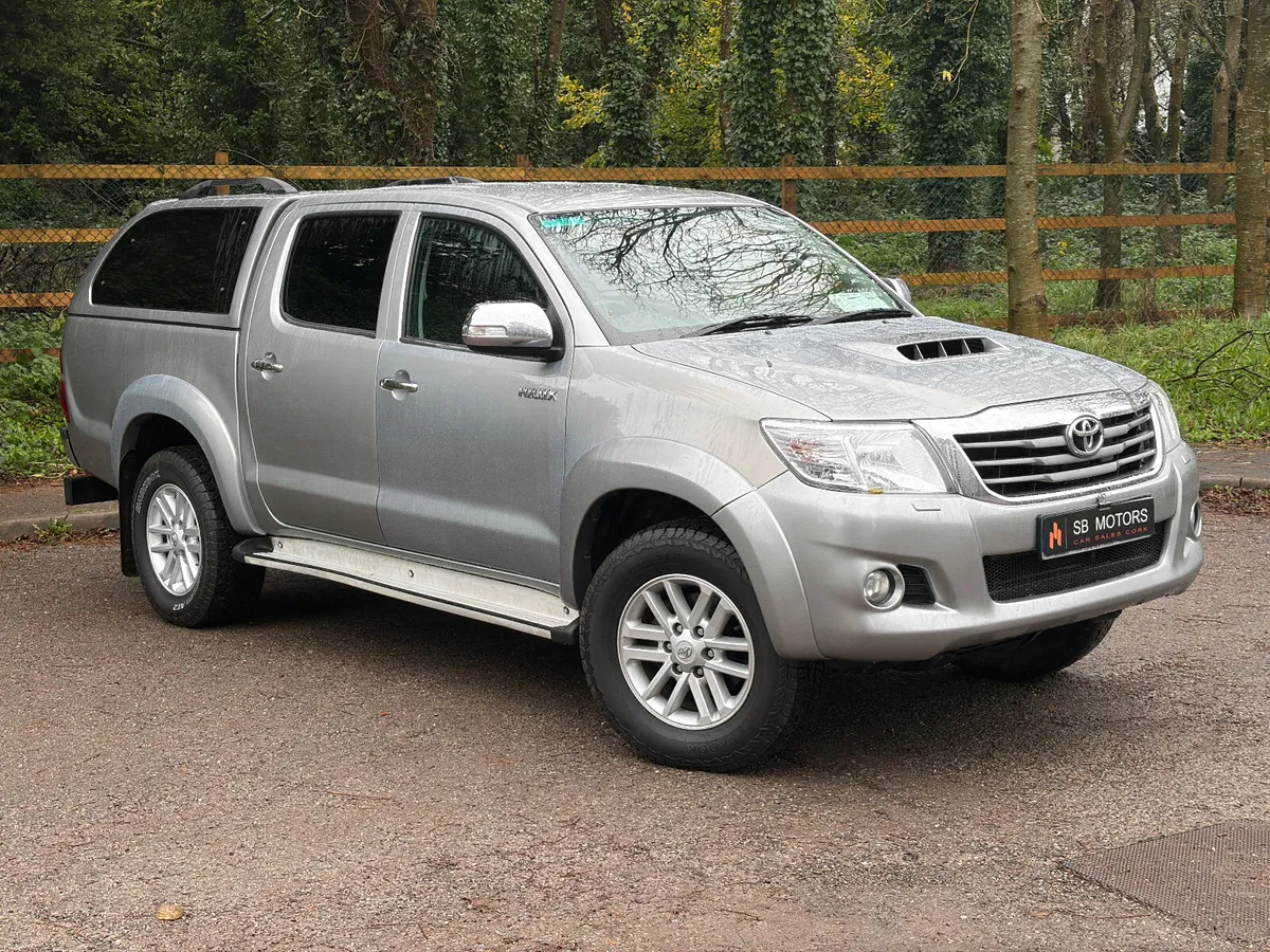 2016 TOYOTA HILUX 3.0 4x4 96K NEW CVRT - Image 1