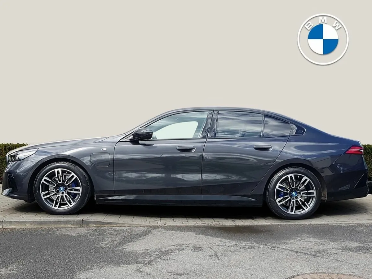 BMW 5-Series 530e M Sport - Image 3