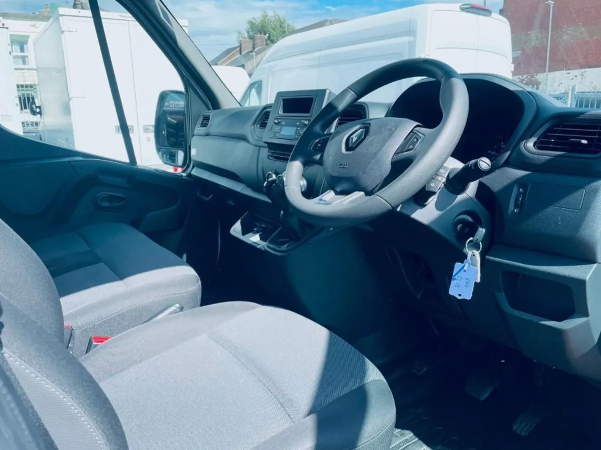 2023/73 RENAULT MASTER 2.3DCI SINGLE DOOR - Image 4