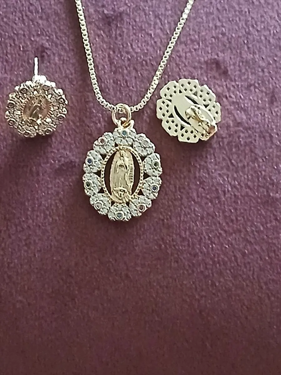 Our lady of Guadalupe pendant&chain earrings set - Image 2