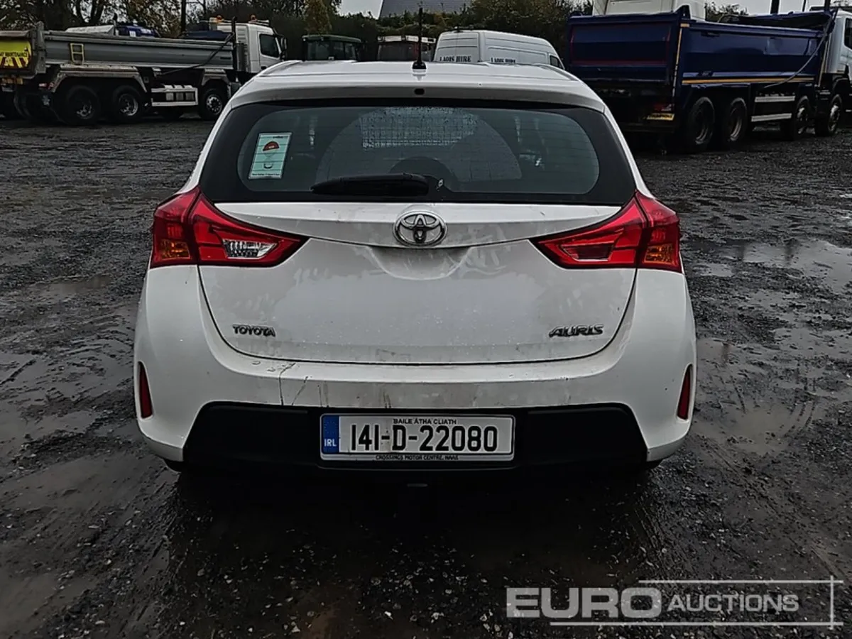 2014 Toyota Auris - Image 3
