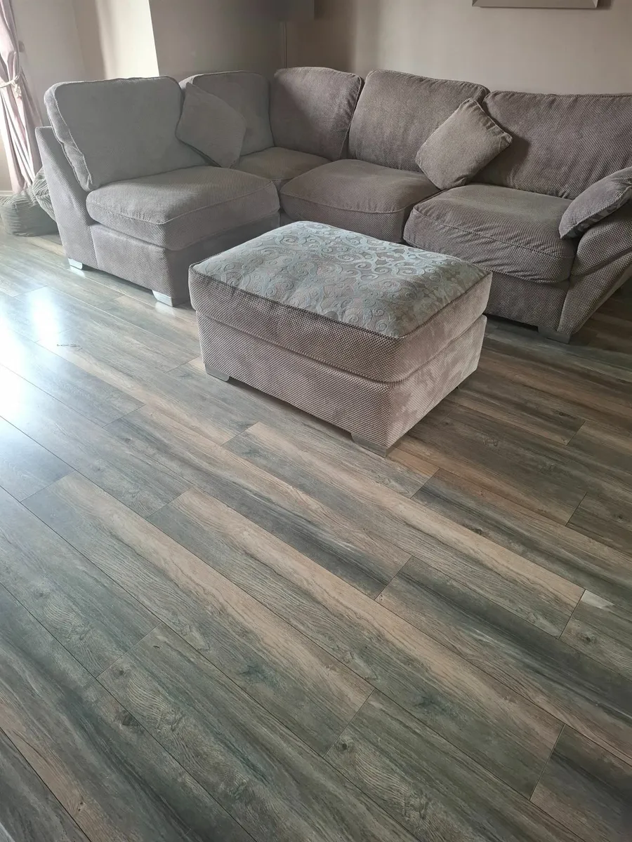 Beautiful corner sofa - Image 1