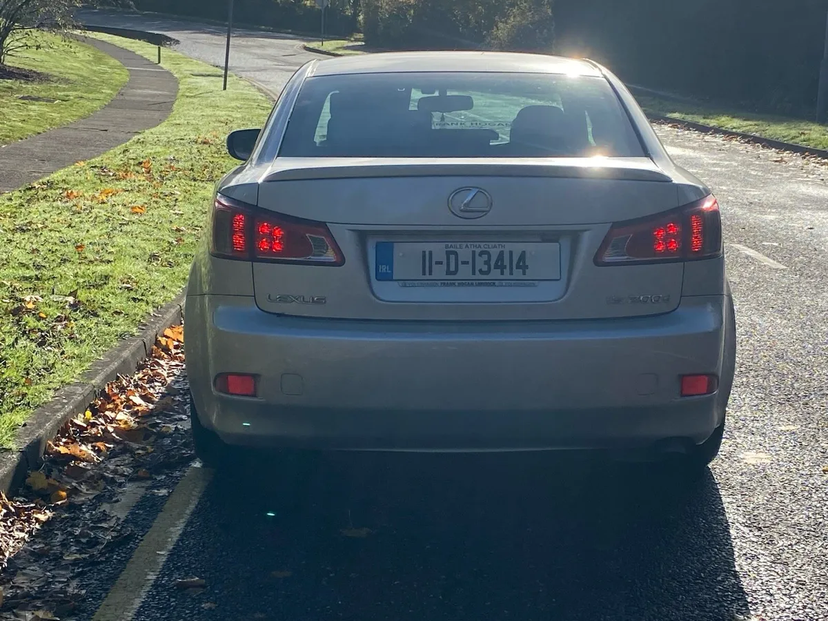 2011 LEXUS IS200d fSPORT ** €2950 - Image 3