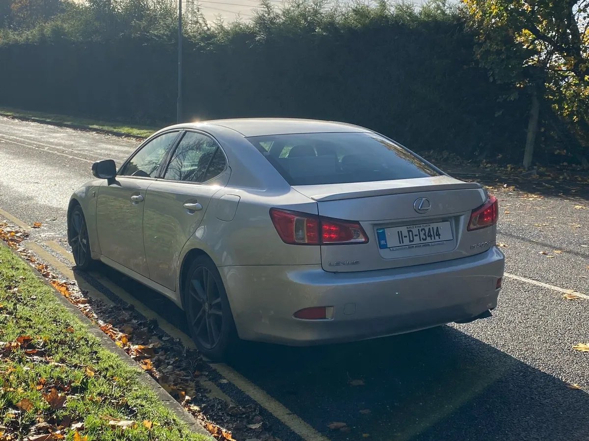 2011 LEXUS IS200d fSPORT ** €2950 - Image 4
