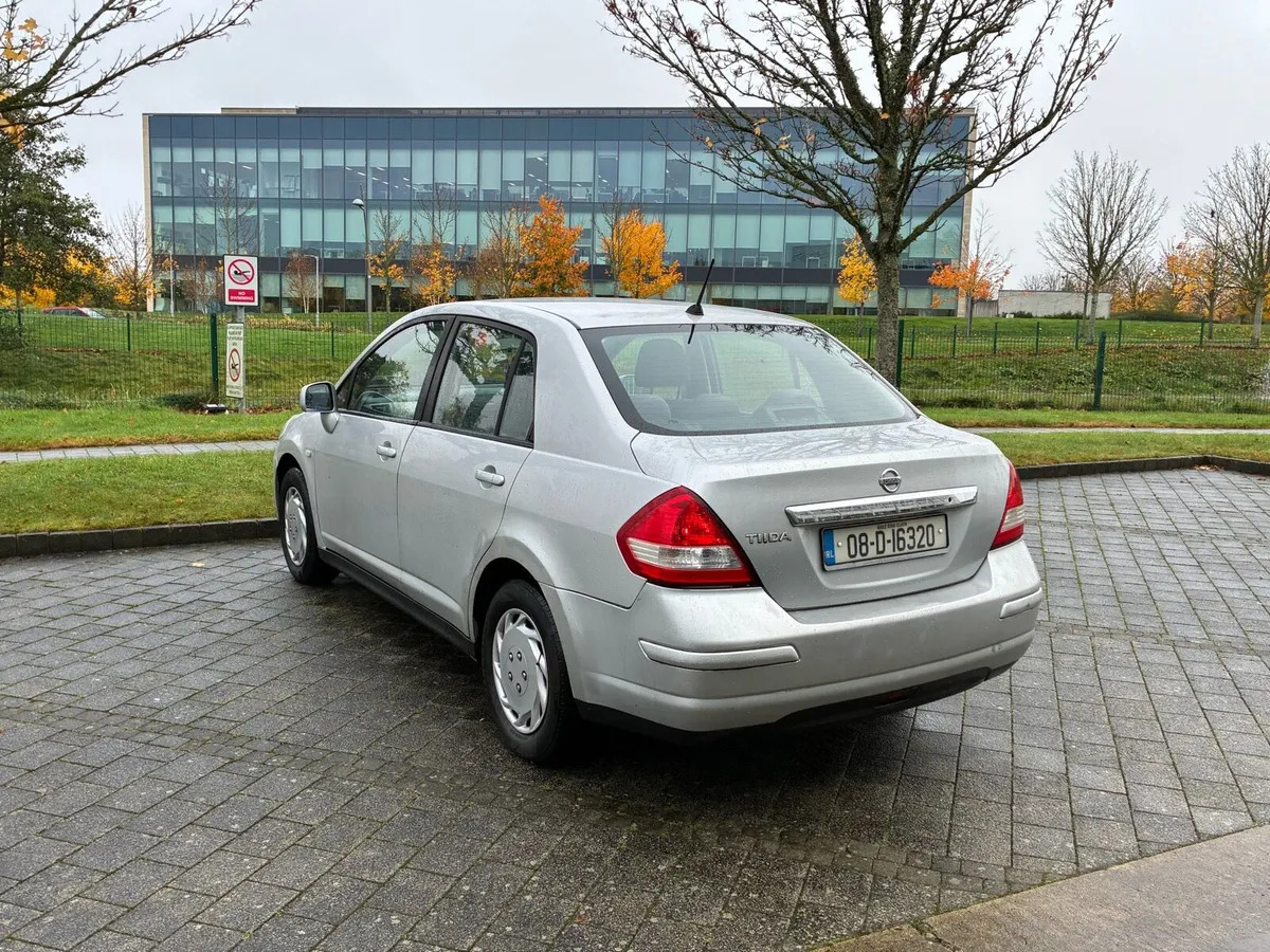 08 Automatic Nissan Tiida  Nct 01/26 Tax 08/26 - Image 3