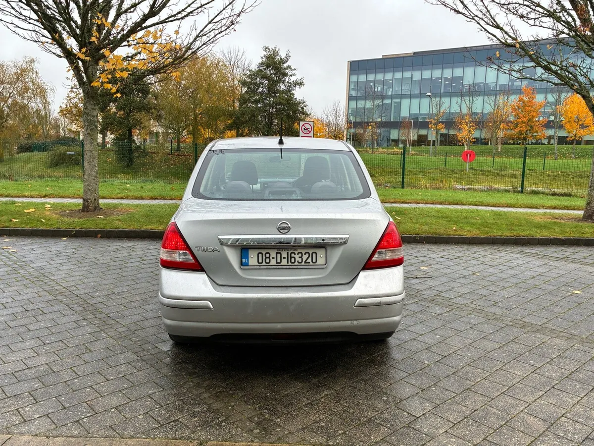 08 Automatic Nissan Tiida  Nct 01/26 Tax 08/26 - Image 4