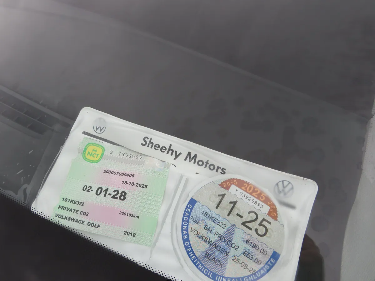 Volkswagen Golf 2018 5DR HIGHLINE IN BLACK - Image 2