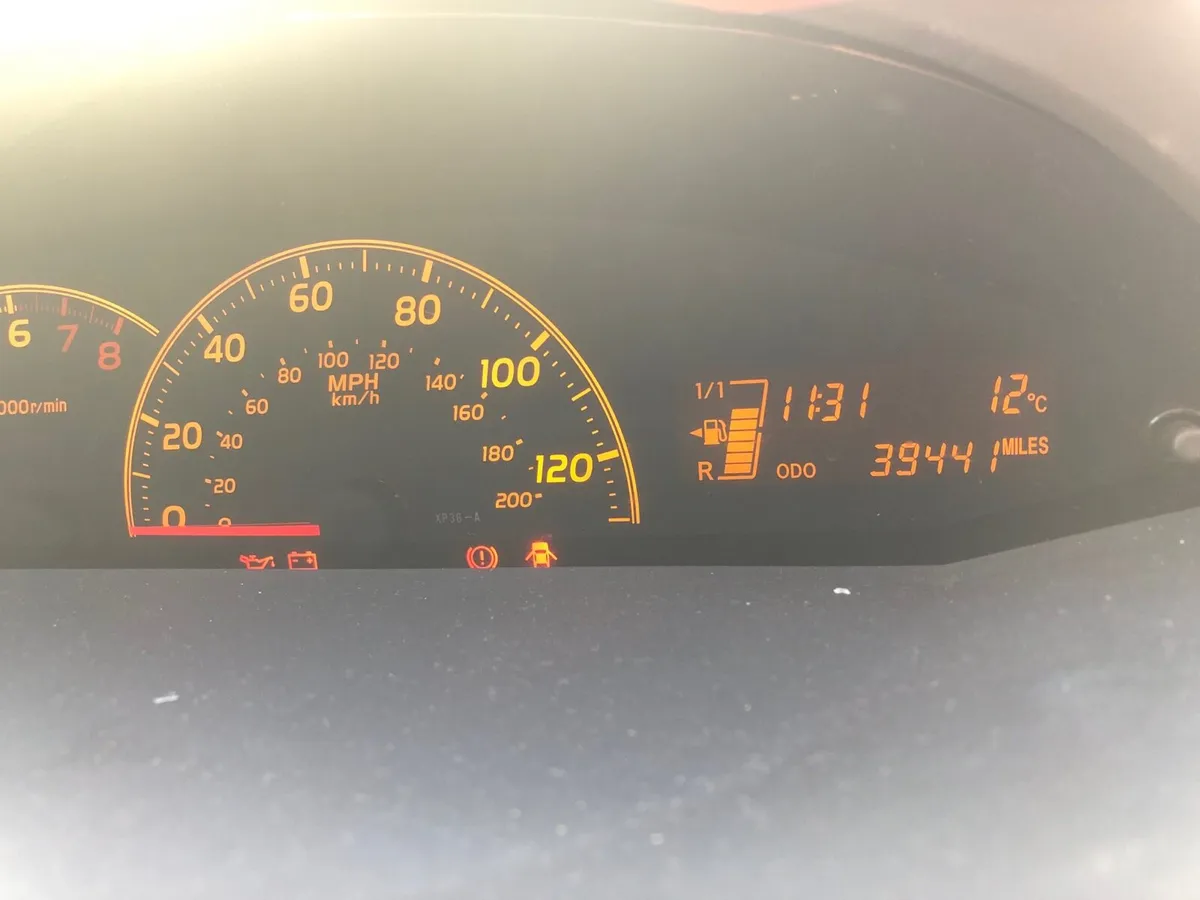 2010 Toyota Yaris 1.0l VVTI - Image 2