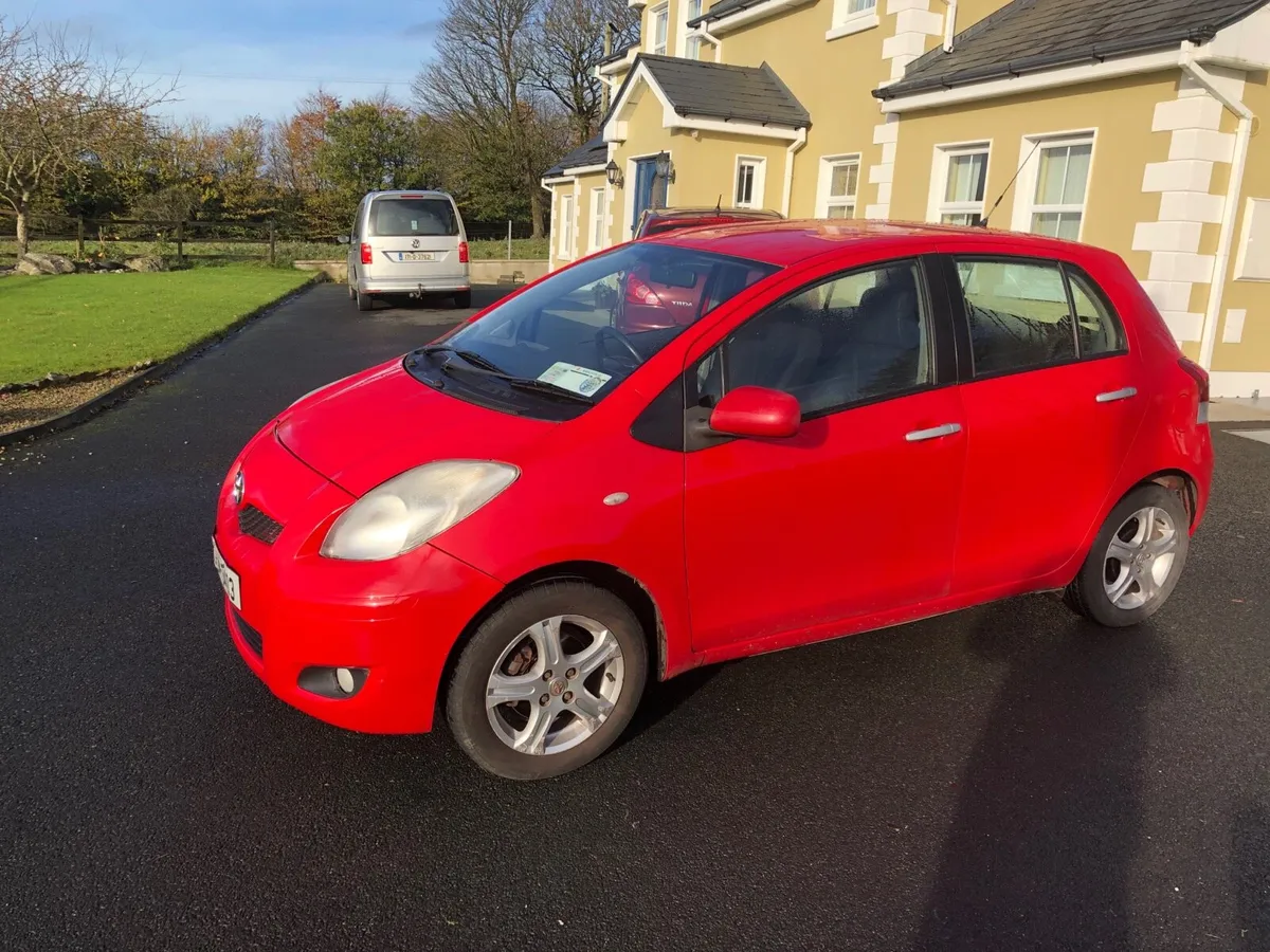 2010 Toyota Yaris 1.0l VVTI - Image 4