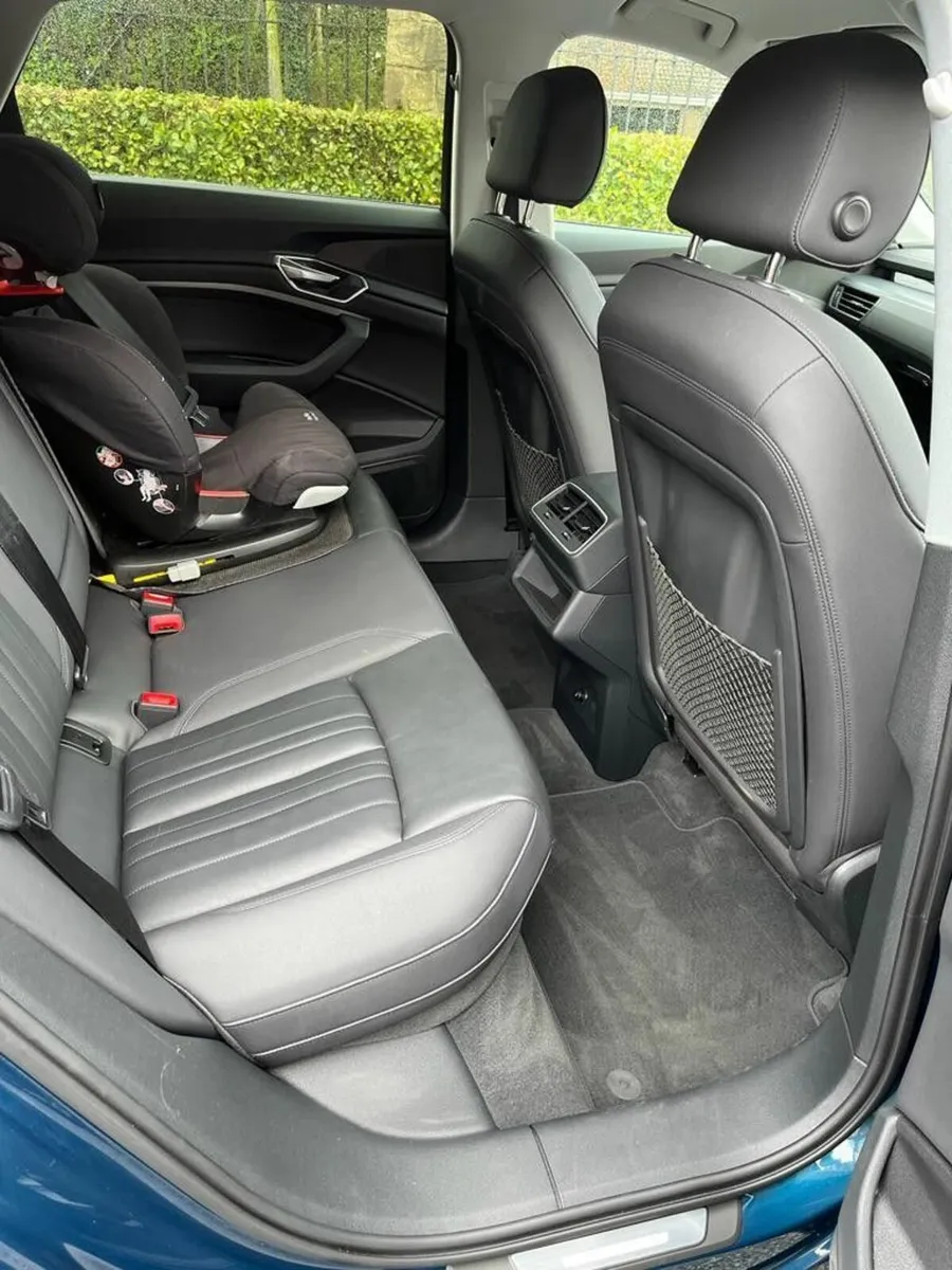 Audi e-tron 2020 - Image 4