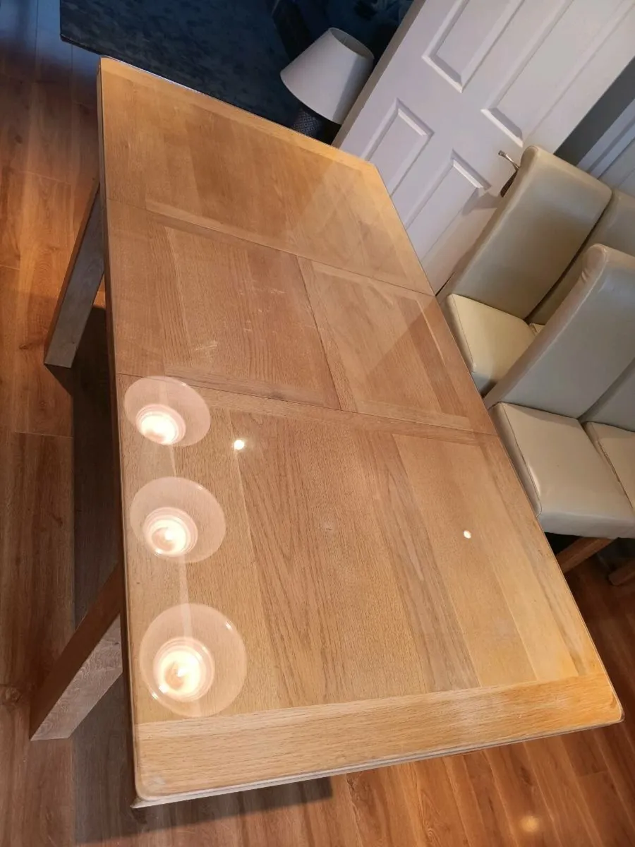 Oak Glass topped extendable table - Image 2