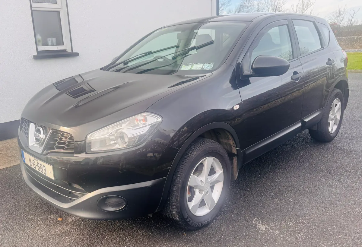 2011 NISSAN QASHQUI - Image 1