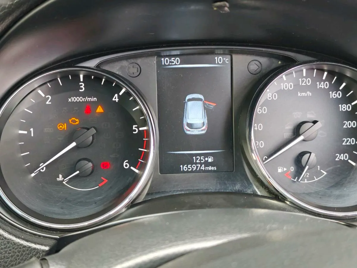 NISSAN Qashqai   2016 - Image 3