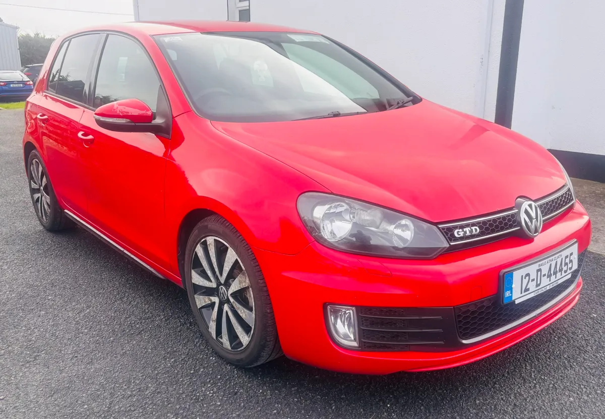 2012 VOLKSWAGEN GOLF 2.0L GTD - Image 2