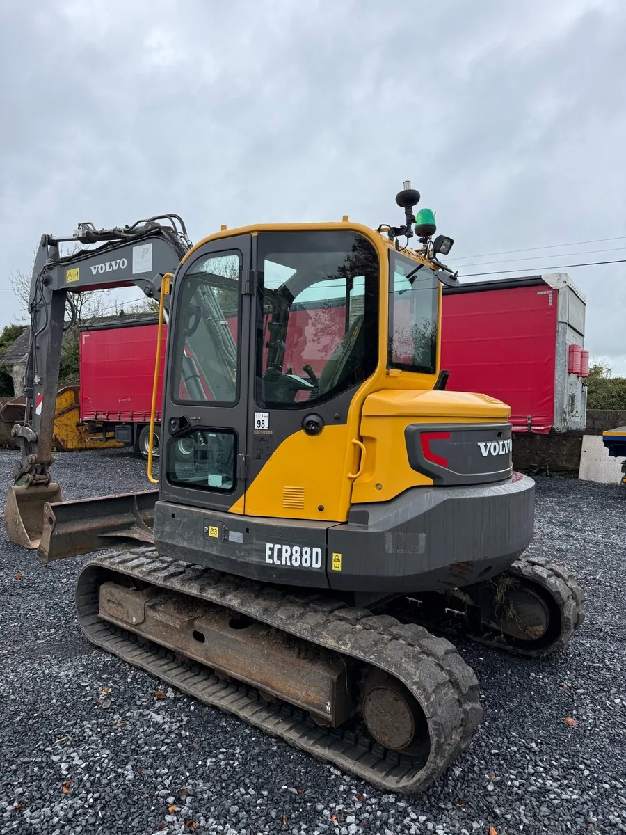 Volvo ecr88d 2019 only 2500 hrs - Image 1