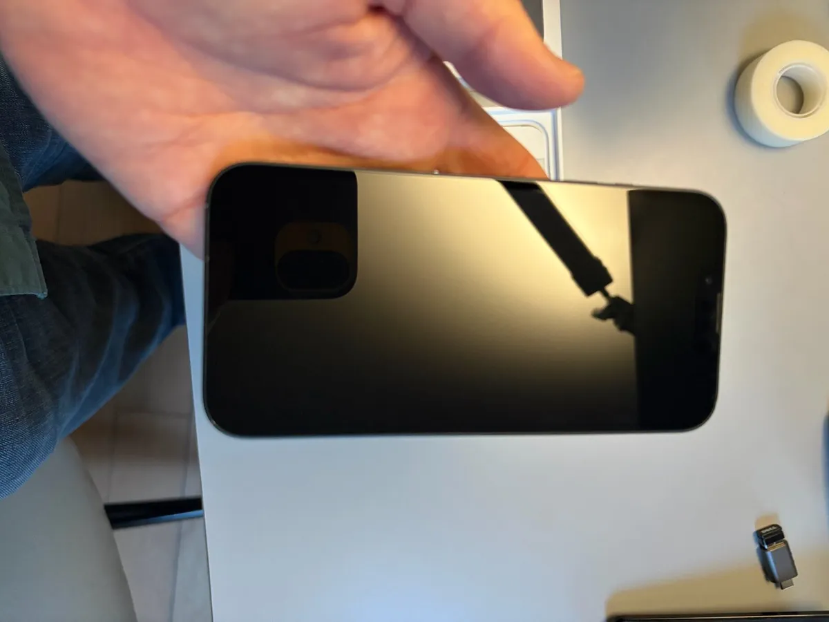 iPhone 13 256GB - Image 1