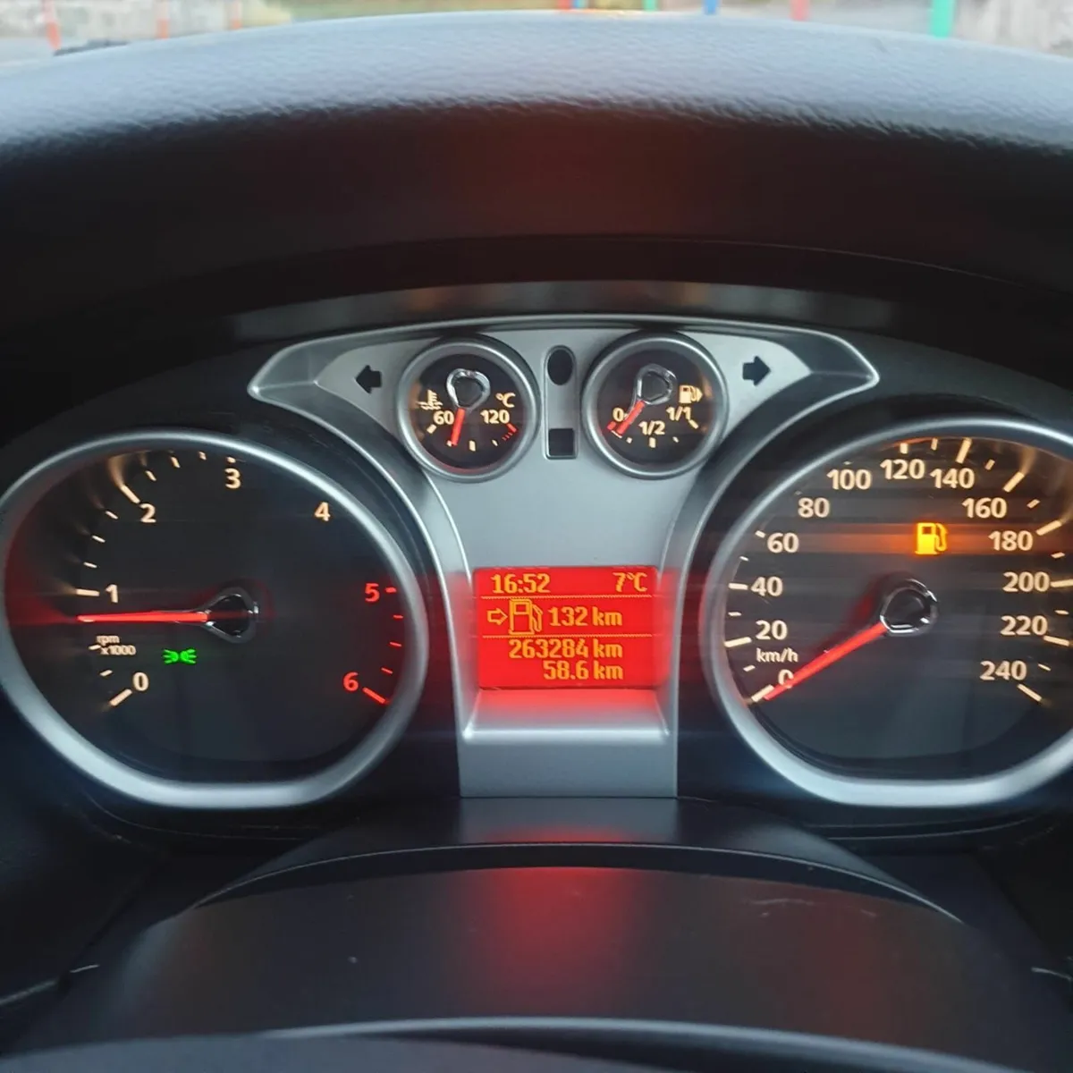 Ford Focus 2011 - Image 4