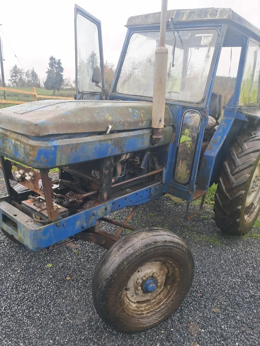 2  working leyland trators for sale - Image 1