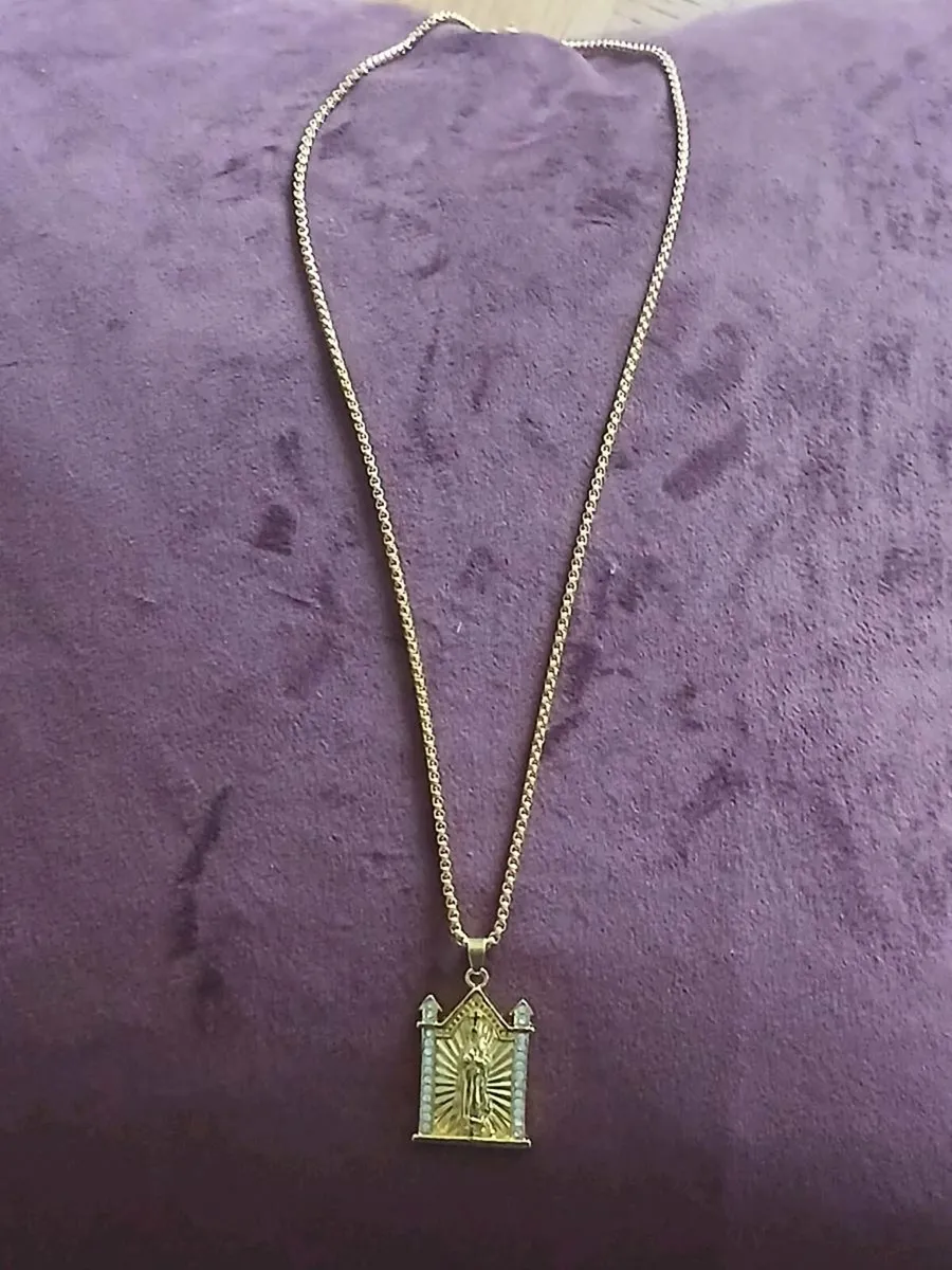 Our lady pendant and chain 18kgold plated - Image 1