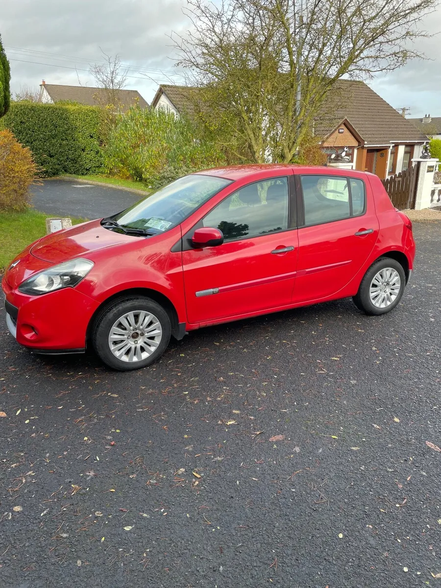Renault Clio 2010 - Image 4