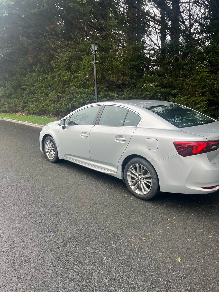 Toyota avensis - Image 2