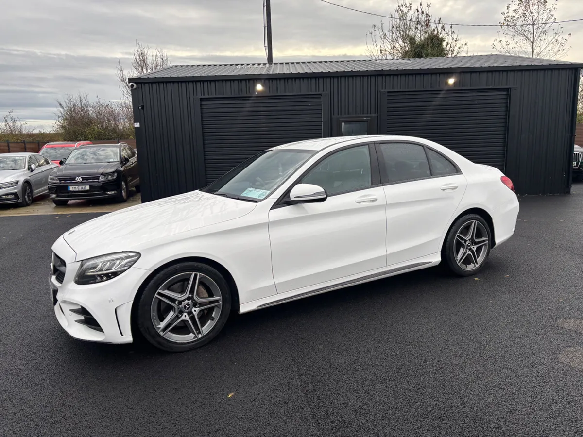 Mercedes-Benz C220d AMG Automatic 2019 - Image 4