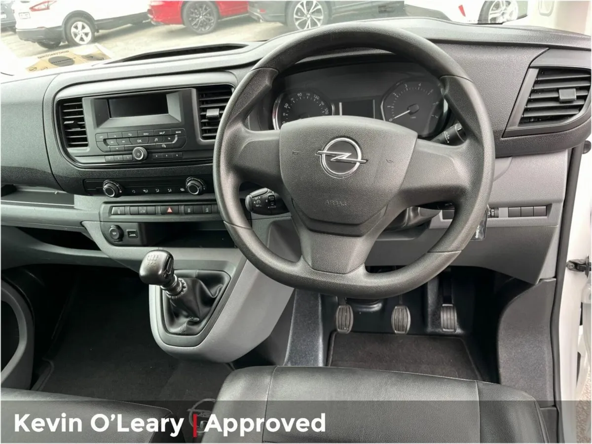 Opel Vivaro Edition 2900 L2H1 1.5D 100PS 6 Speed - Image 4