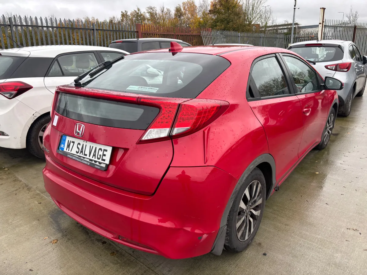 13 Civic 1.6 dtec 215km Starting - Image 3