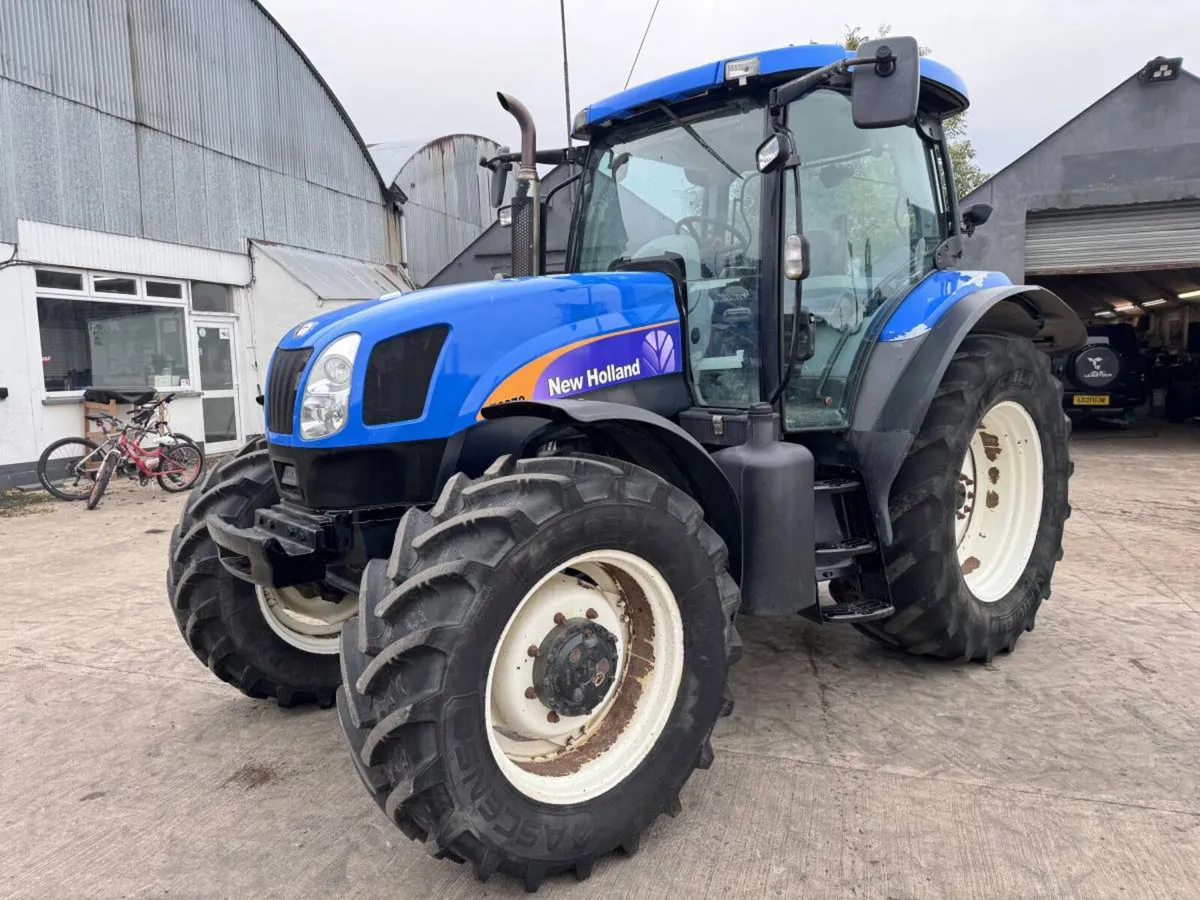 2008 New Holland T6070 - Image 1