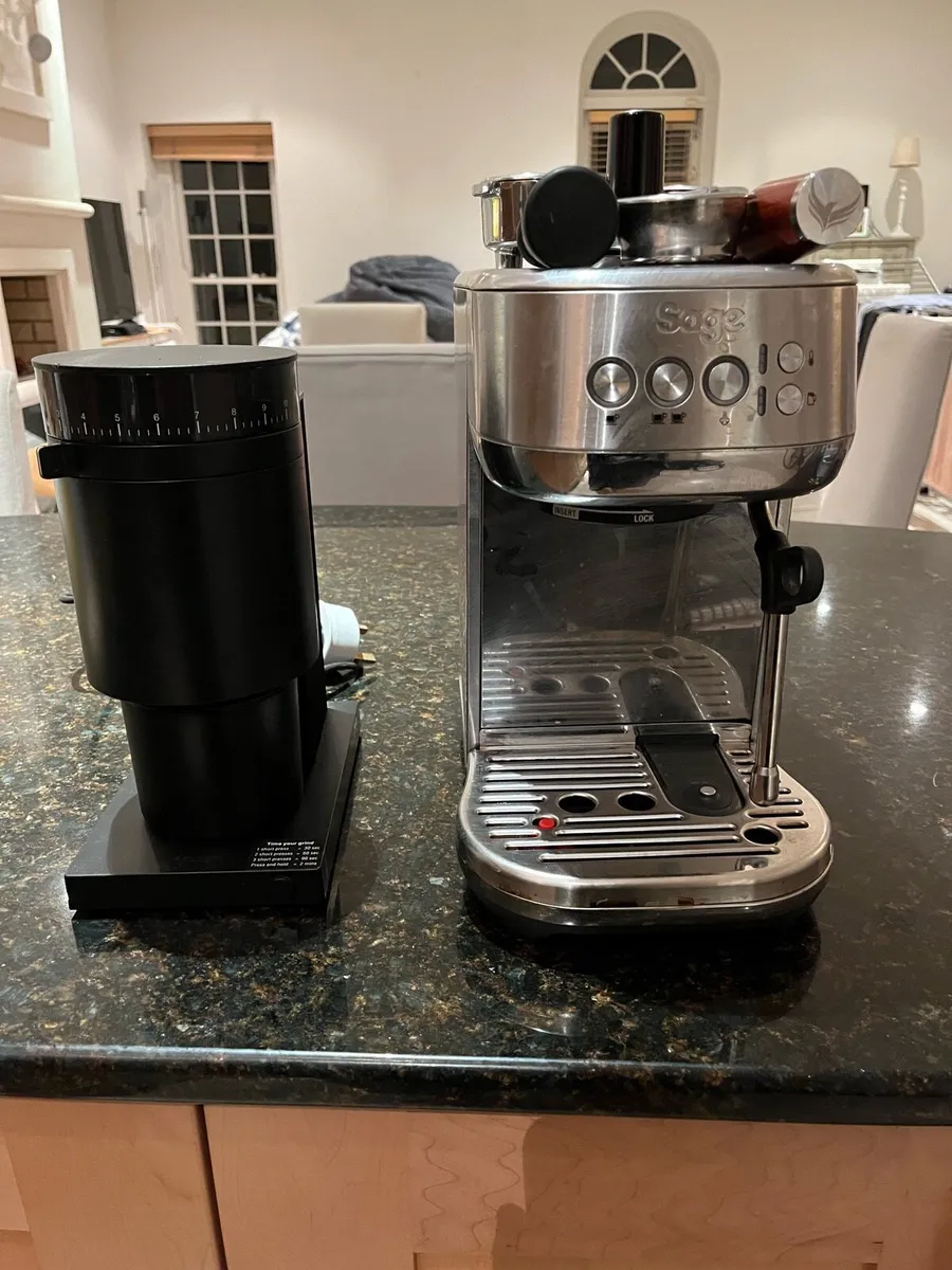 Sage bambino plus and fellow opus grinder - Image 1