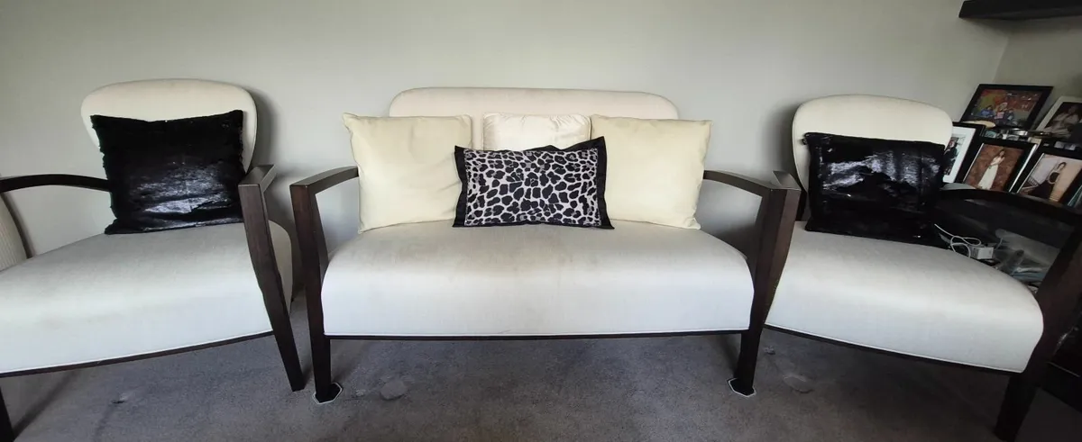 Furniture - 3 piece custom made suite - Image 2