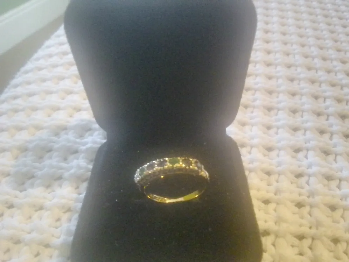 VICTORIAN 9ct GOLD EMERALD & SAPPHIRE RING M - Image 2