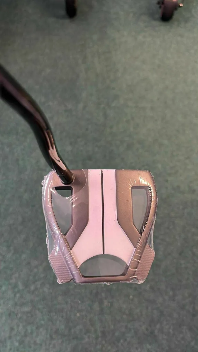 New Taylormade Spider TourX €349 Our Price €309 - Image 2