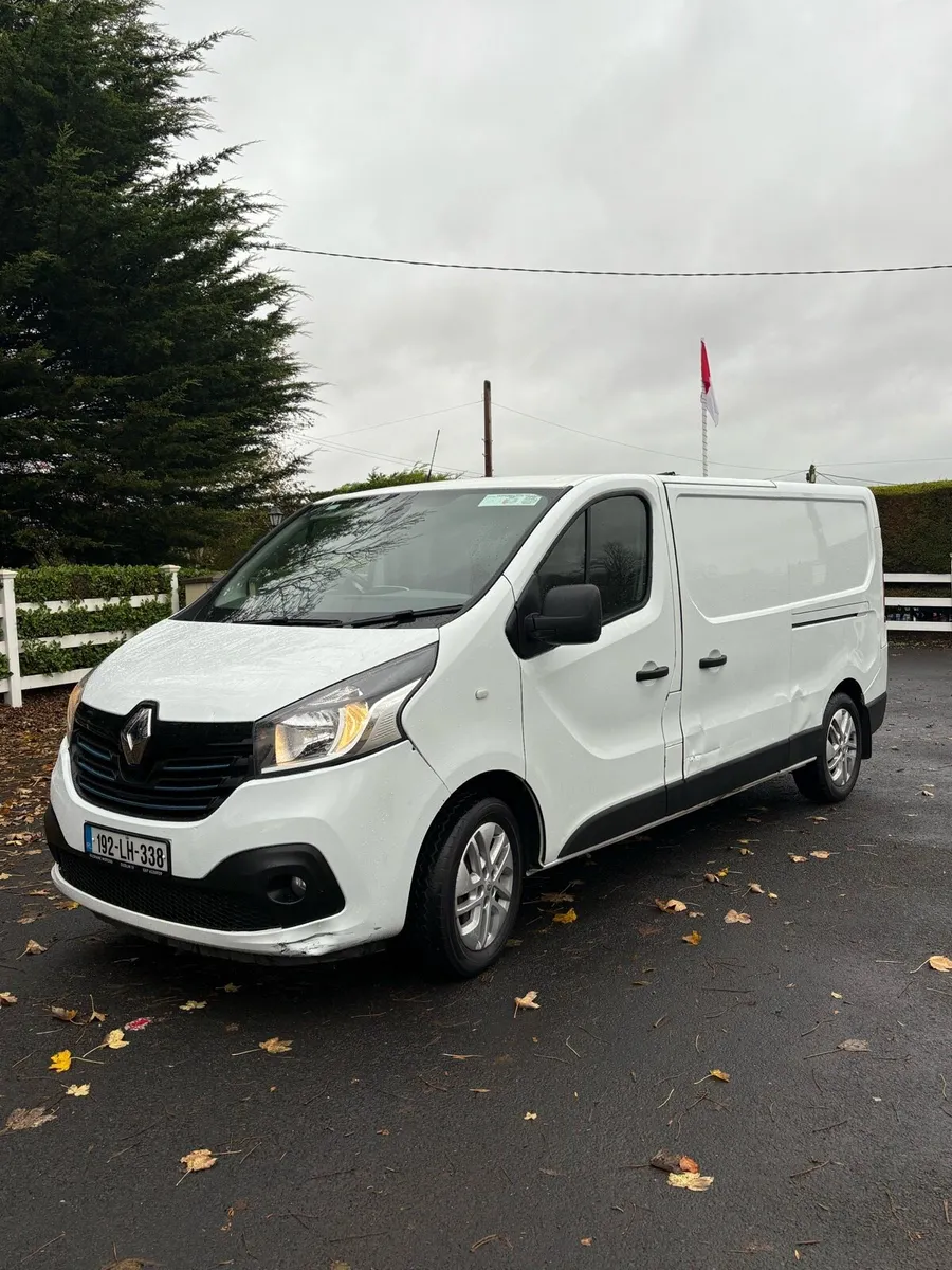 2019 Renault Traffic LWB sports Doe 7/26 tax12/25 - Image 2