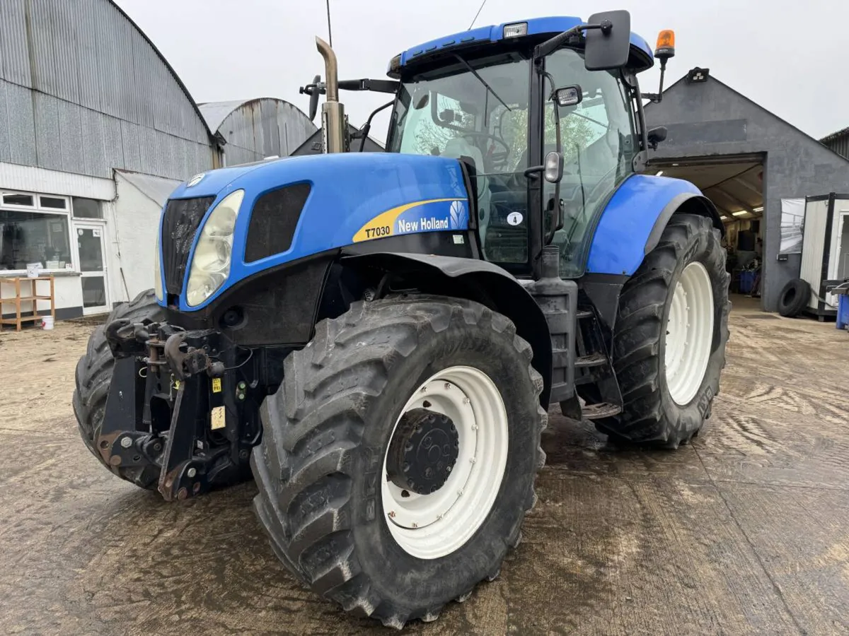 2011 New Holland T7030 - Image 1