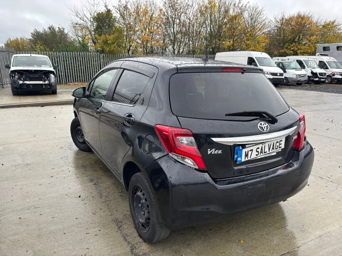 15 Vitz Auto NCT 7/27 Only 30 km Starting - Image 3