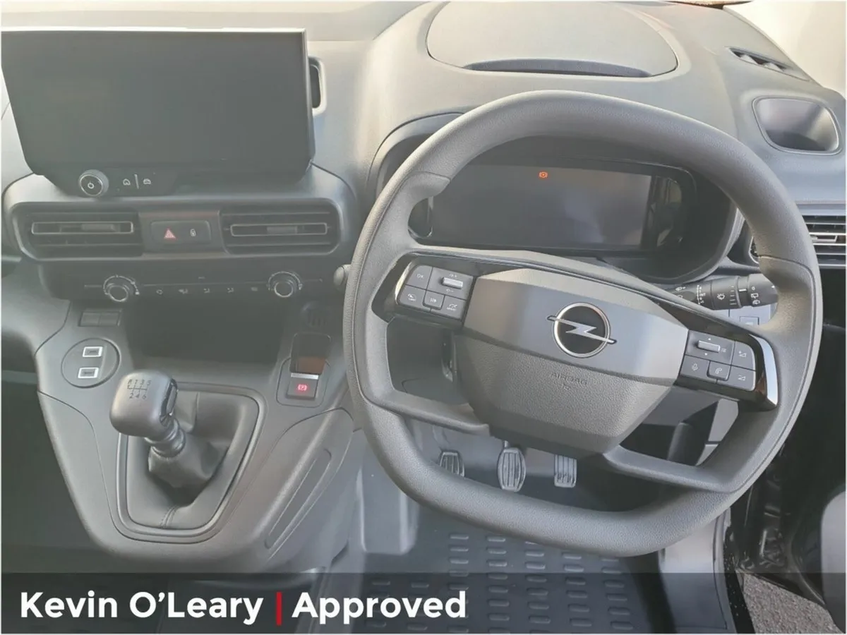 Opel Combo 1.5 L1HI Sportive - Image 4