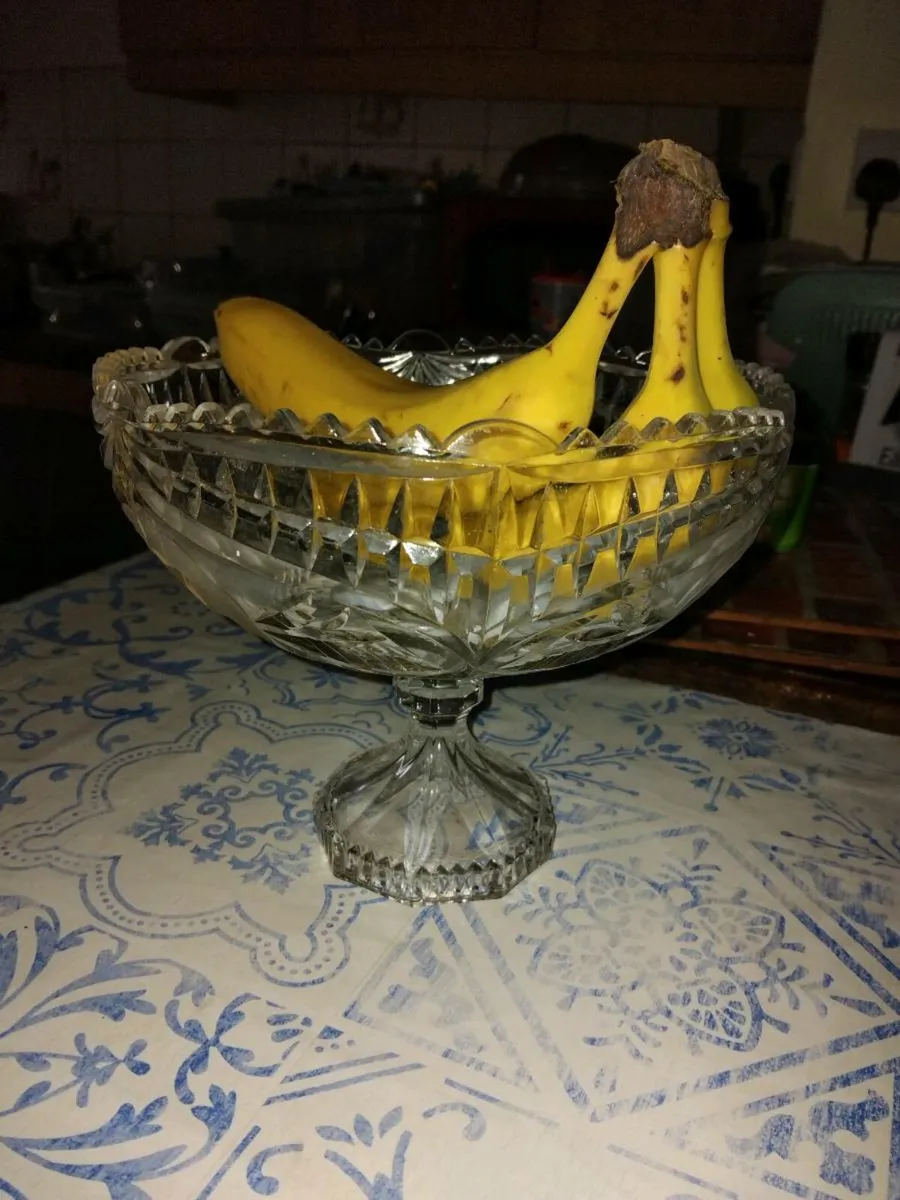 Fruit bowl crystal - Image 1