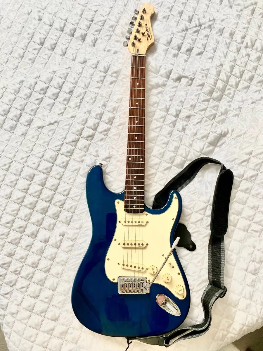Tanglewood Electric guitar - Image 3