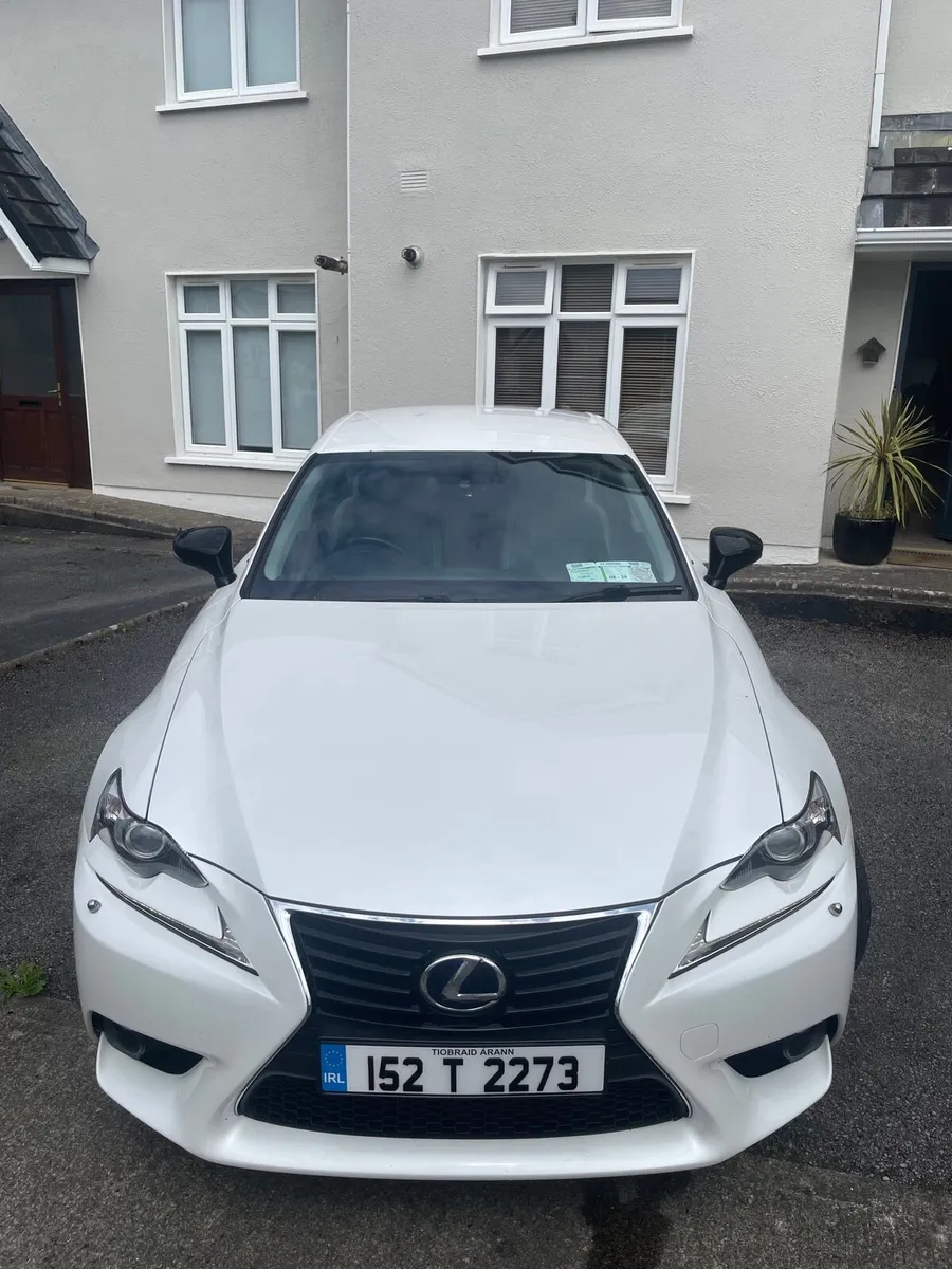 2015 Lexus IS300 Sport - Image 4