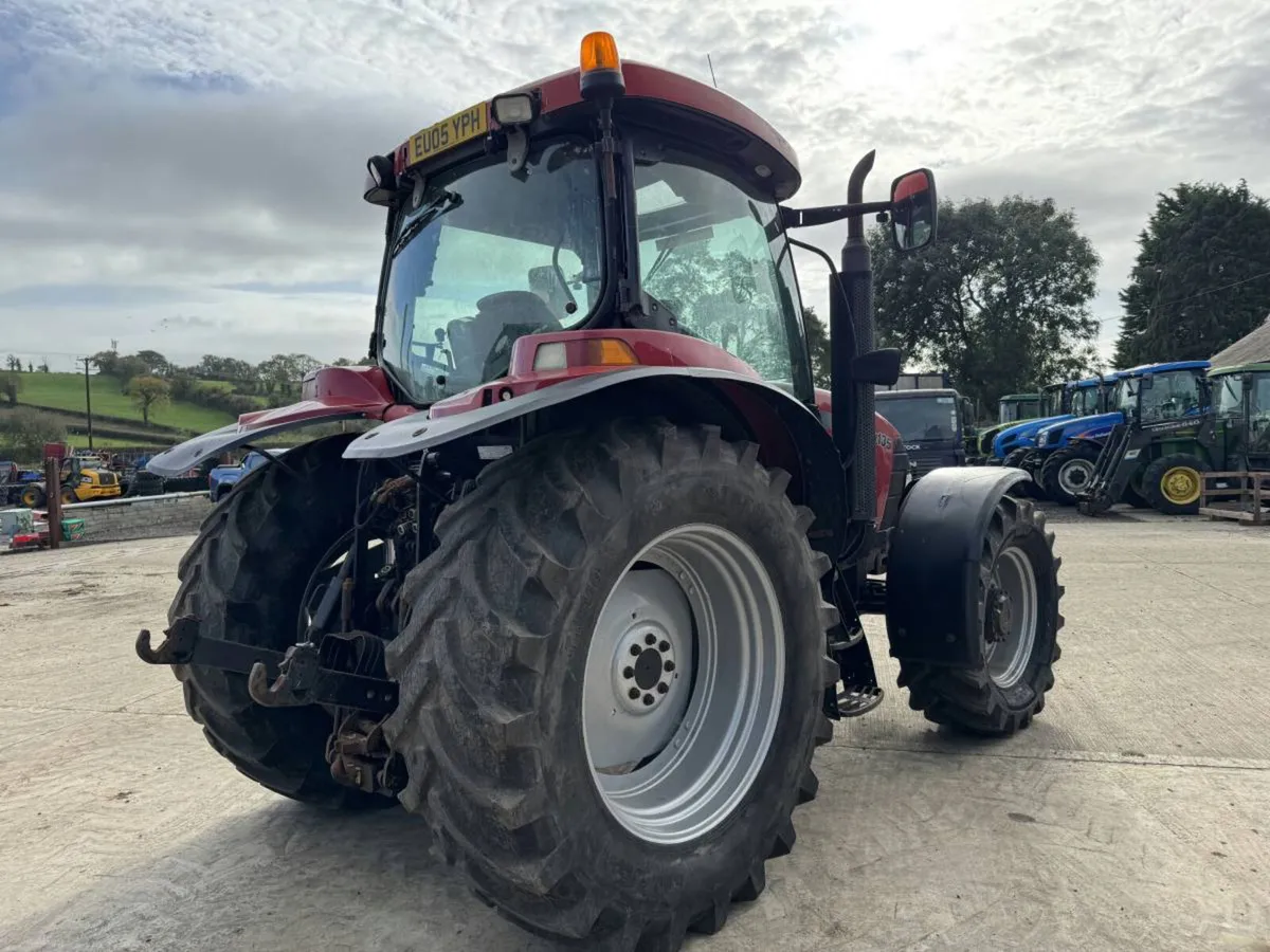 2005 Case MXU 135 - Image 2