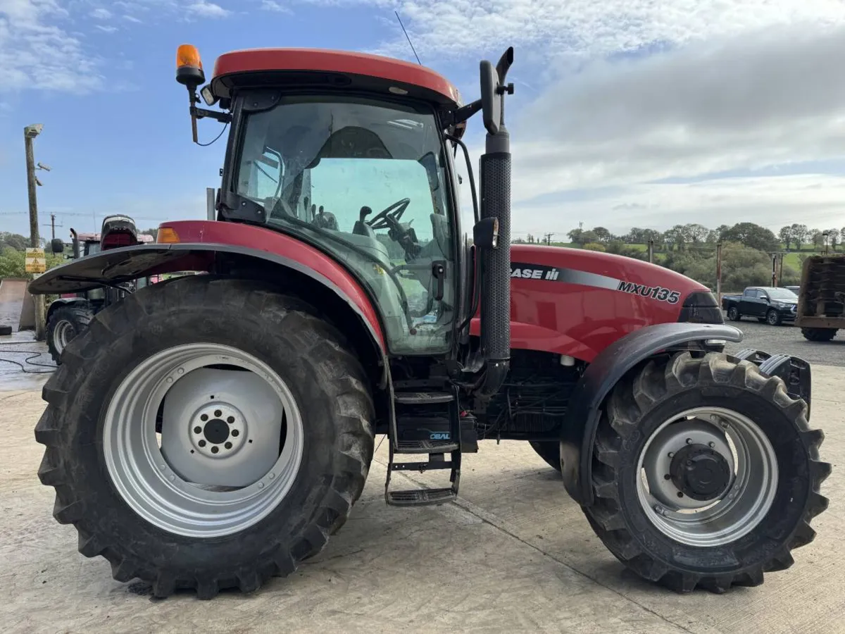2005 Case MXU 135 - Image 4