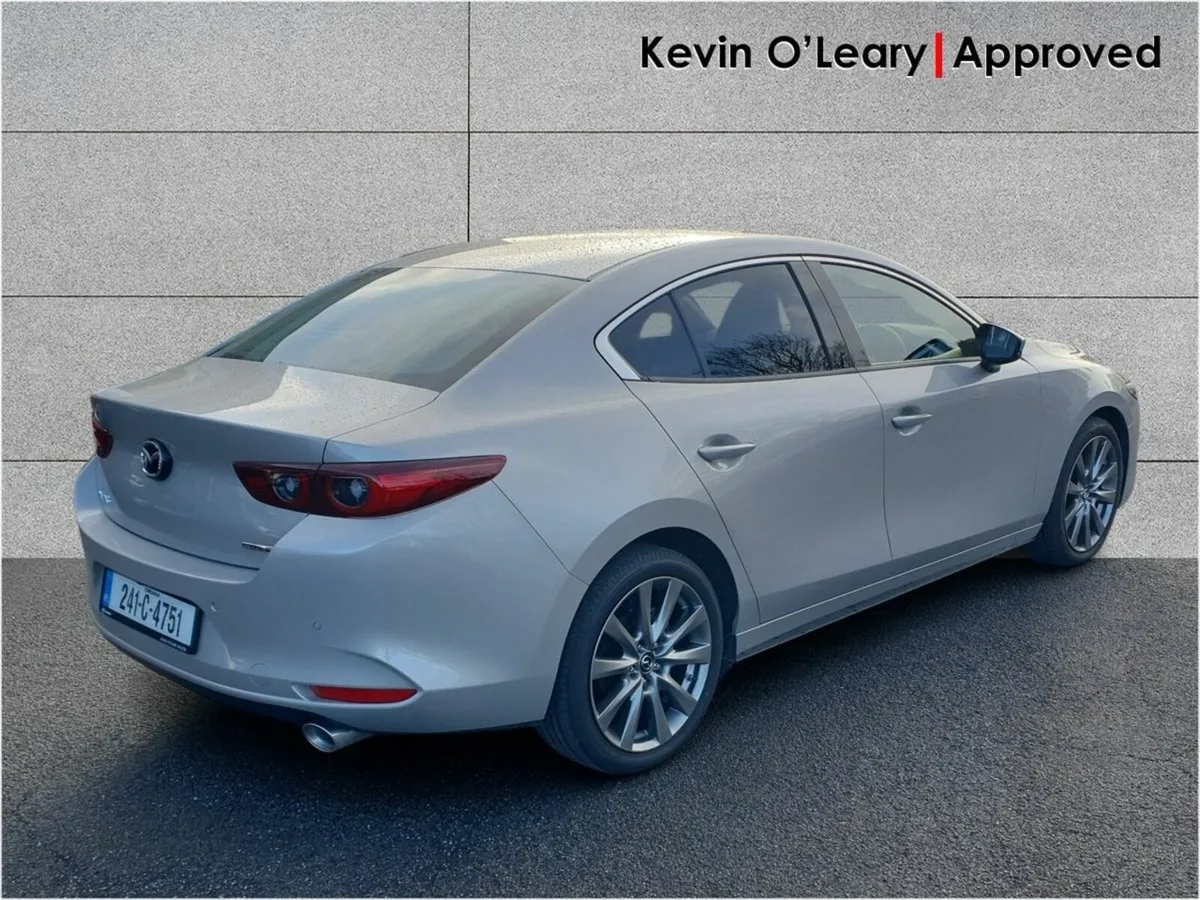 Mazda Mazda3 4dr Exclusive Line 2.0P SKY-X 186ps - Image 3